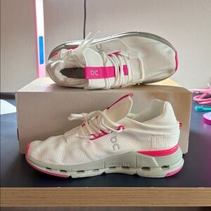On Running Women's White and Pink Sneakers